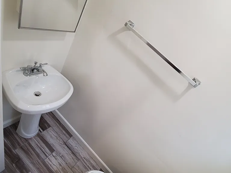 1326 N Citrus Ave #2 — Photo 5