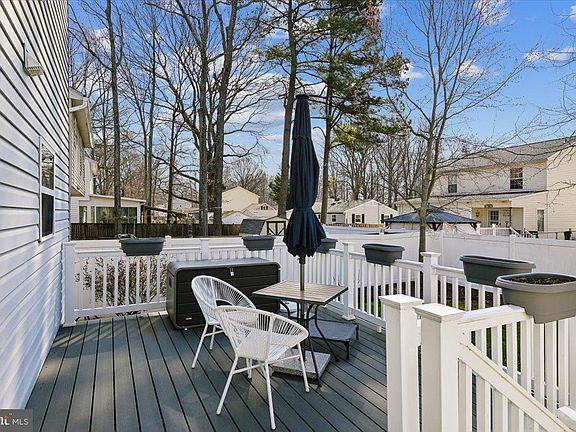 5th image of 1237A Juniper St