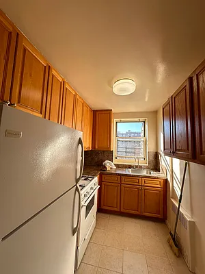 Rented by Premier One Realty LLC | media 2