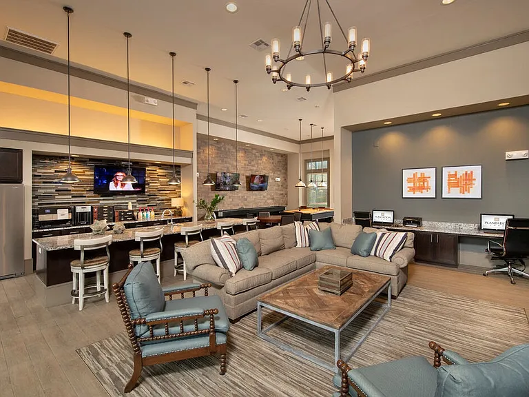 Plantation Park Apartments — Photo 14