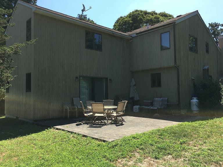 2nd image of 11 Maple Ave
