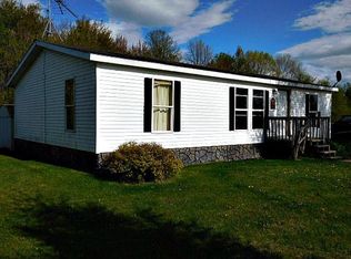 201 S Park St, Bowler, WI 54416