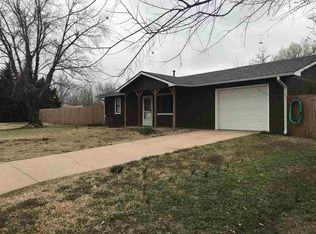 447 S Washington St, Ponca City, OK 74601