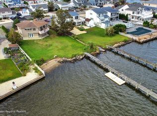 39 Tobago Ave, Toms River, NJ