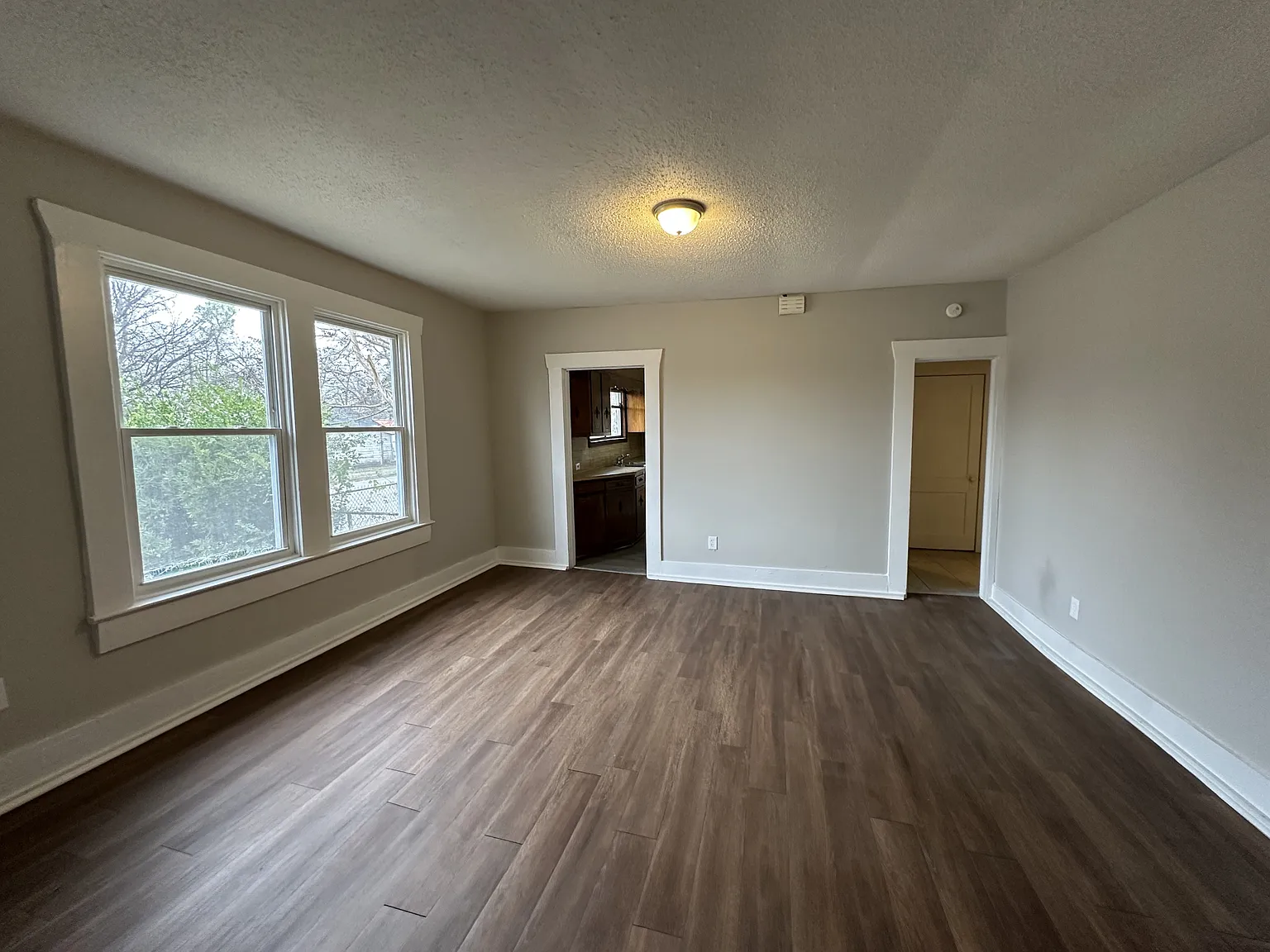 2722 Avenue I - 1 — Photo 3