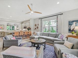 2855 Tiburon Blvd E APT 102, Naples, FL 34109