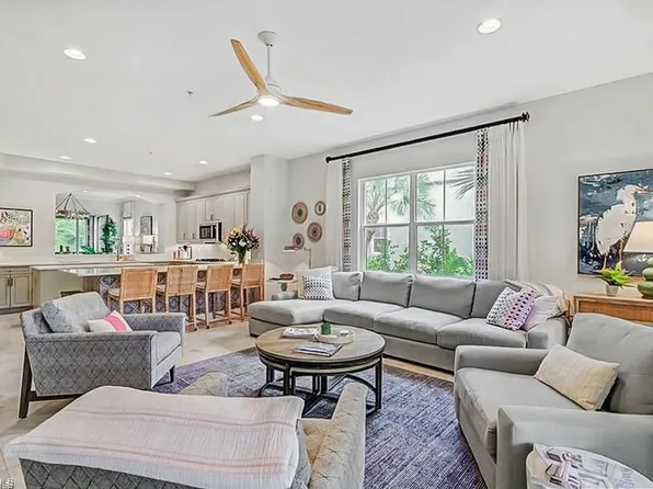 2855 Tiburon BLVD E #102, NAPLES, FL 34109