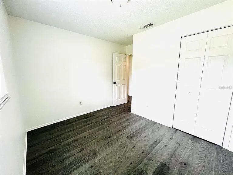 1509 Phyllis St — Photo 11