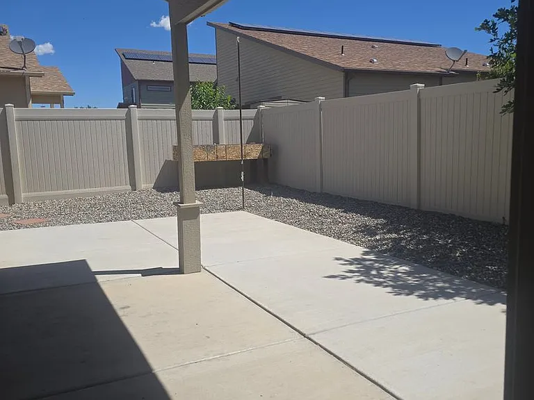 388 Blue River Dr — Photo 18