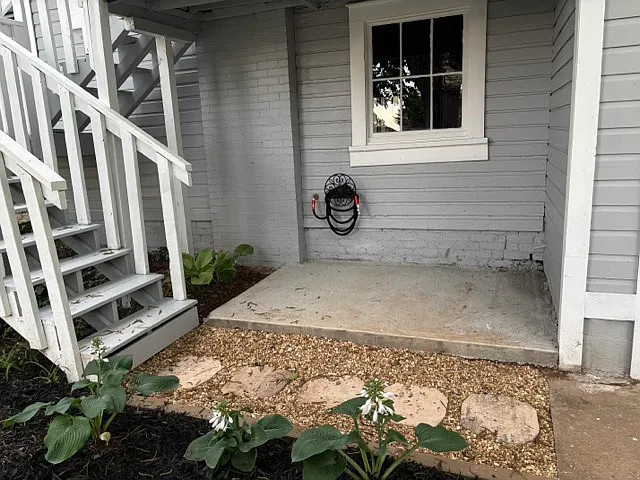 204 S Candler St — Photo 11