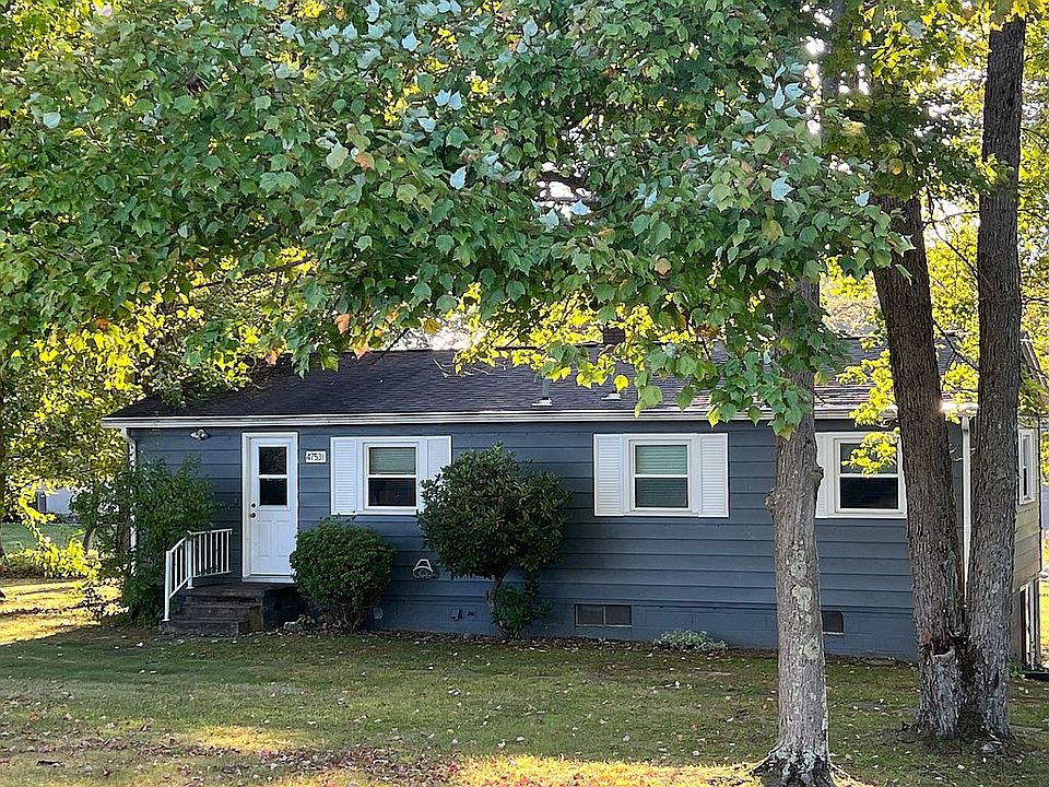 1st image of 47531 Tomahawk Dr