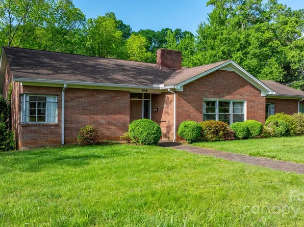 220 Broad St, Marion, NC 28752