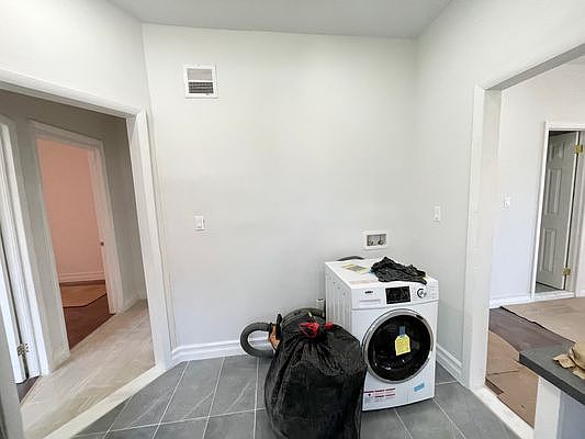 4th image of 74 Kingston Ave #2