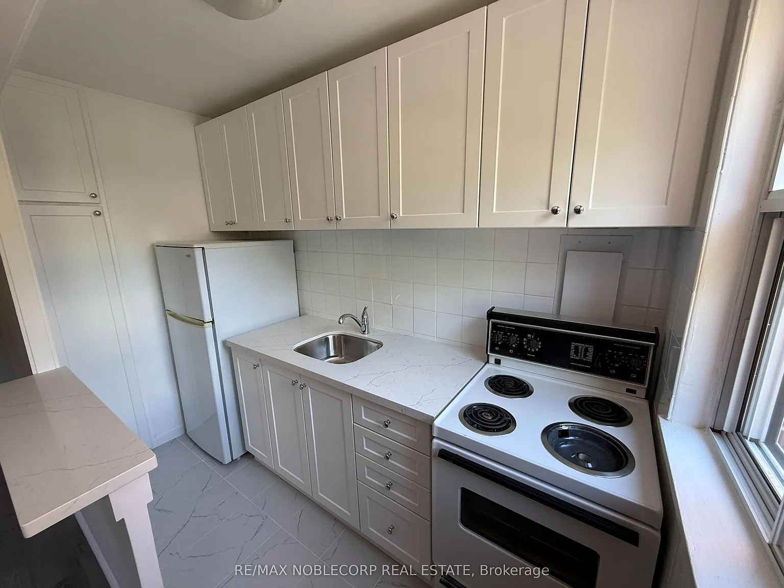 Studio, $1,590 — Photo 4