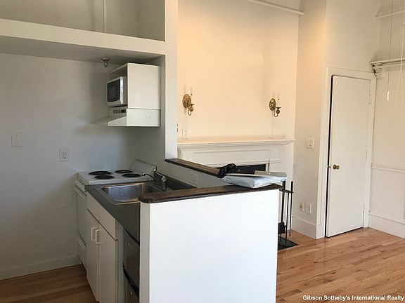5th image of 49 Brimmer St APT 6