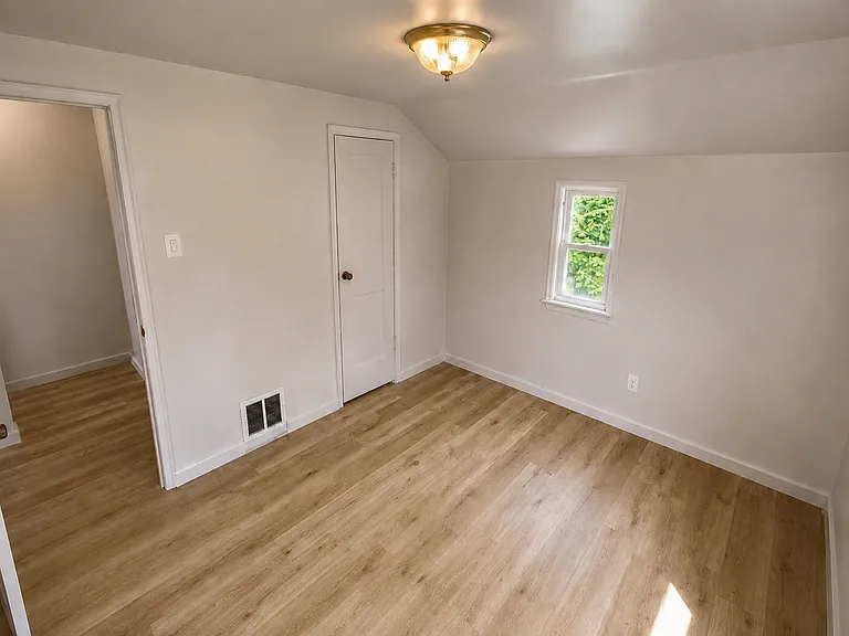 600 Maytide St — Photo 13