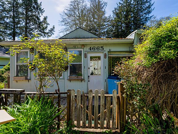 5th image of 4665 Silversands St W