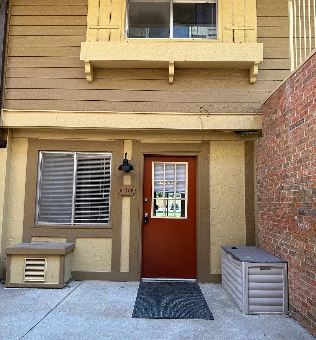 3161 Madison Ave — Photo 2