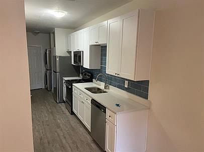 4th image of 301 E Janette Ave APT A