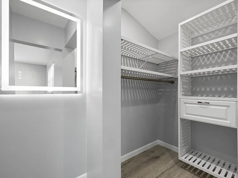 4038 Harrisburg St NE — Photo 15