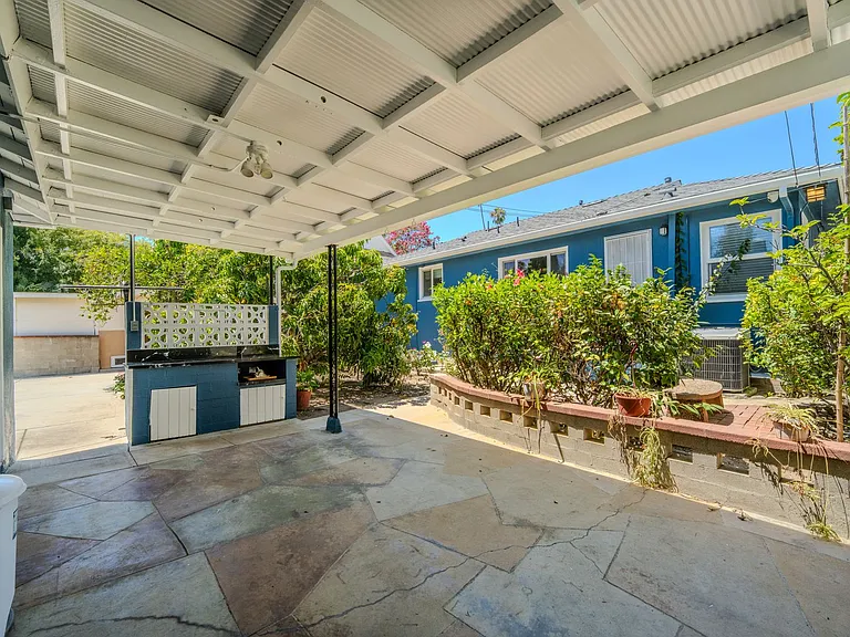 1007 Monterey Rd — Photo 28