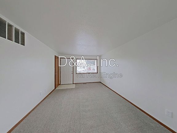 3rd image of 1451 Cedar St
