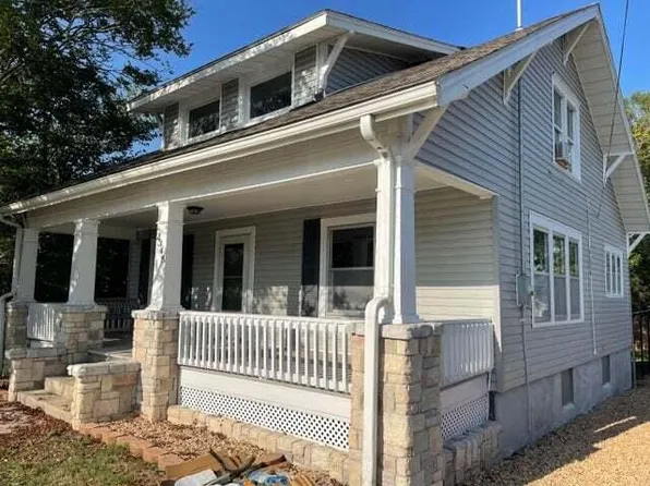 2345 N Howard Ave, Springfield, MO 65803