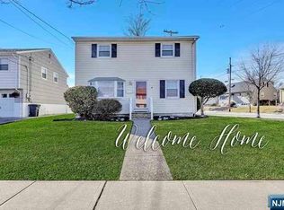 158 Palmer Ter, Wood Ridge, NJ 07075