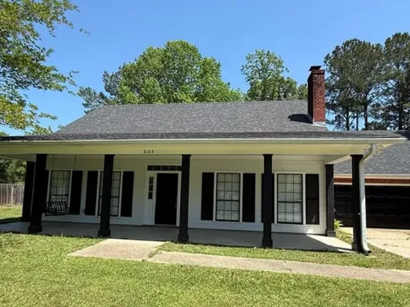 6103 Lancelot Ln, Vicksburg, MS 39180