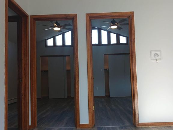 5th image of 45 Dewey Ave #B