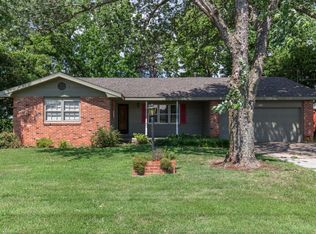 309 Farmer Rd, Willard, MO 65781