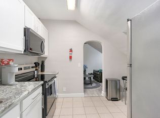 728 W Lovell St APT 4, Kalamazoo, MI 49007