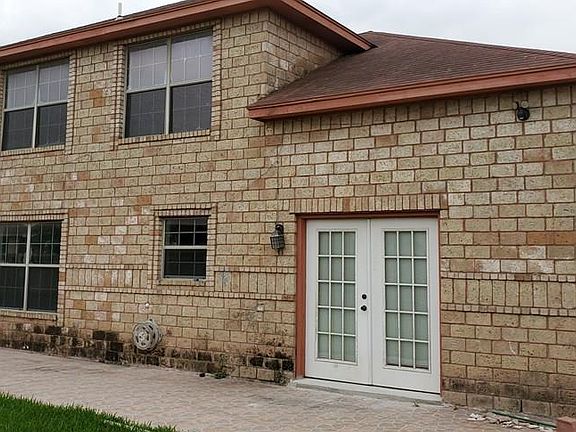 2nd image of 3576 Brasilia Dr