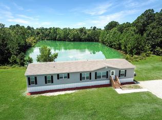 517 Murphy Bay Dr, Cross, SC 29436