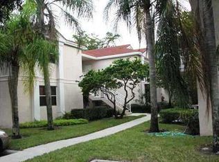11232 SW 12th St APT 102, Pembroke Pines, FL 33025