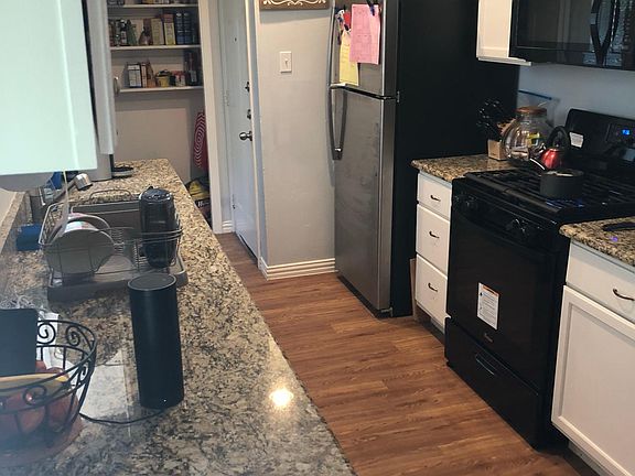 5th image of 13665 Charcoal Ln