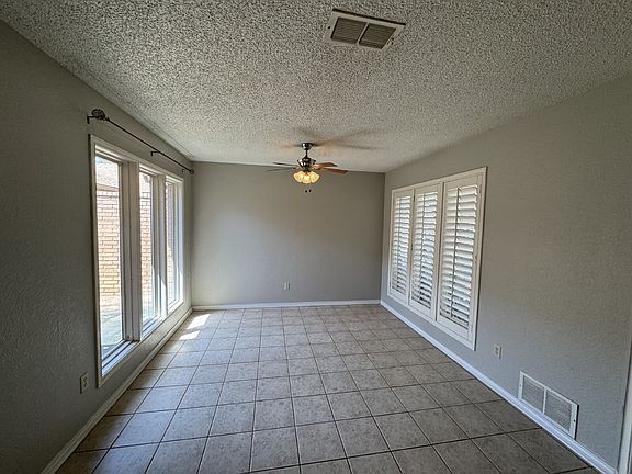 4th image of 8620B Memphis Ave