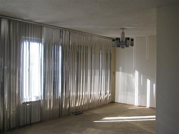 4th image of 800 King Dr