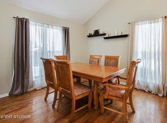 5th image of 2245 Applewood Ln