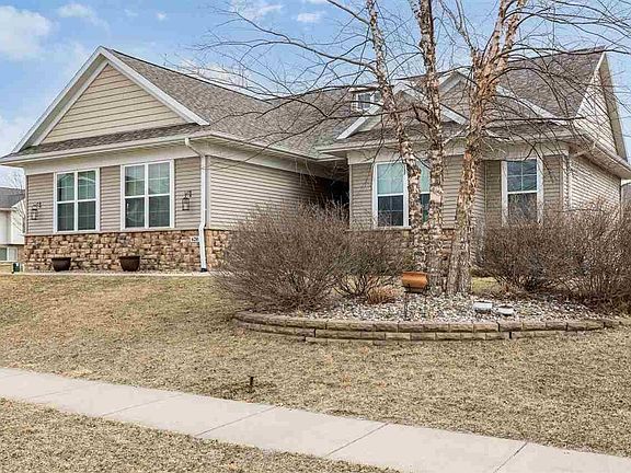 2nd image of 620 Broadmoor Dr