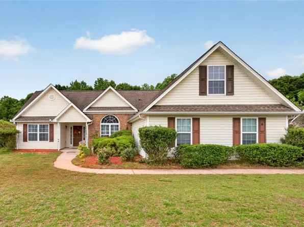 1221 Bridge Crest Dr, Winder, GA 30680