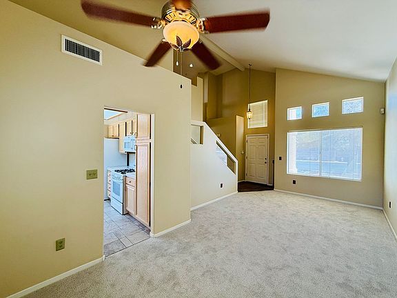2nd image of 5240 Del Lago Dr