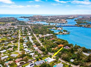 9 W Riverside Dr, Jupiter, FL 33469