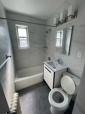 Rented by Voro Purple LLC | media 1