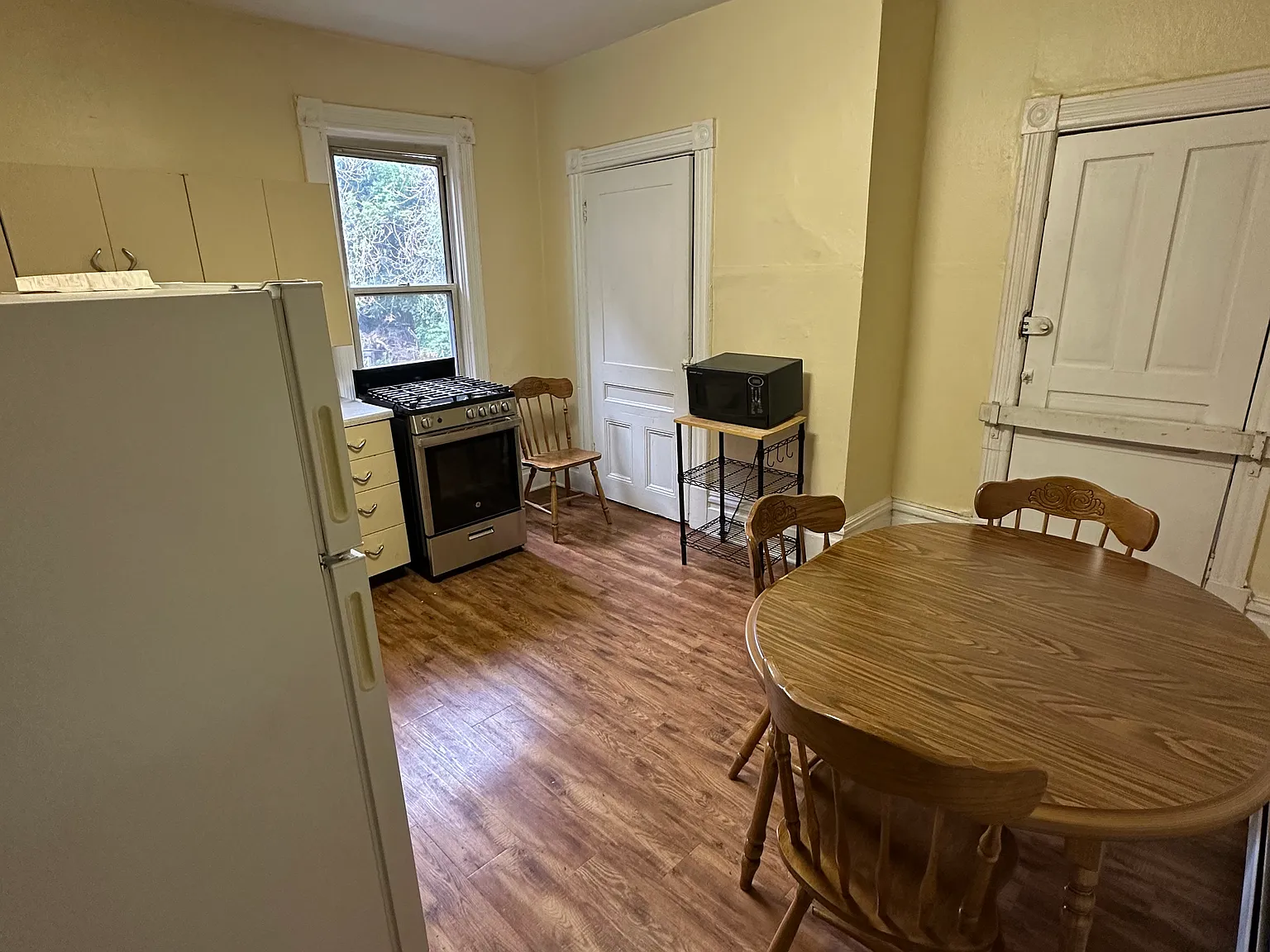3418 Ward St — Photo 2