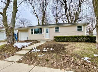 533 W Drummond Dr, Bourbonnais, IL 60914