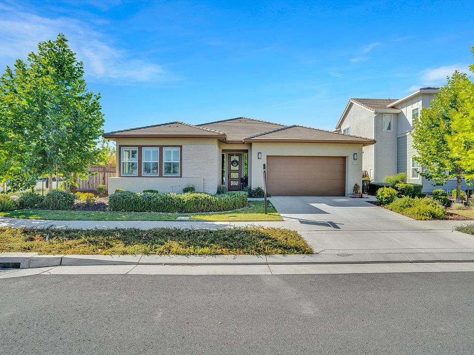 1st image of 17172 Kestrel Dr