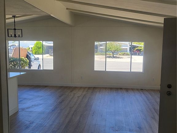 2nd image of 43717 Hartley Ave