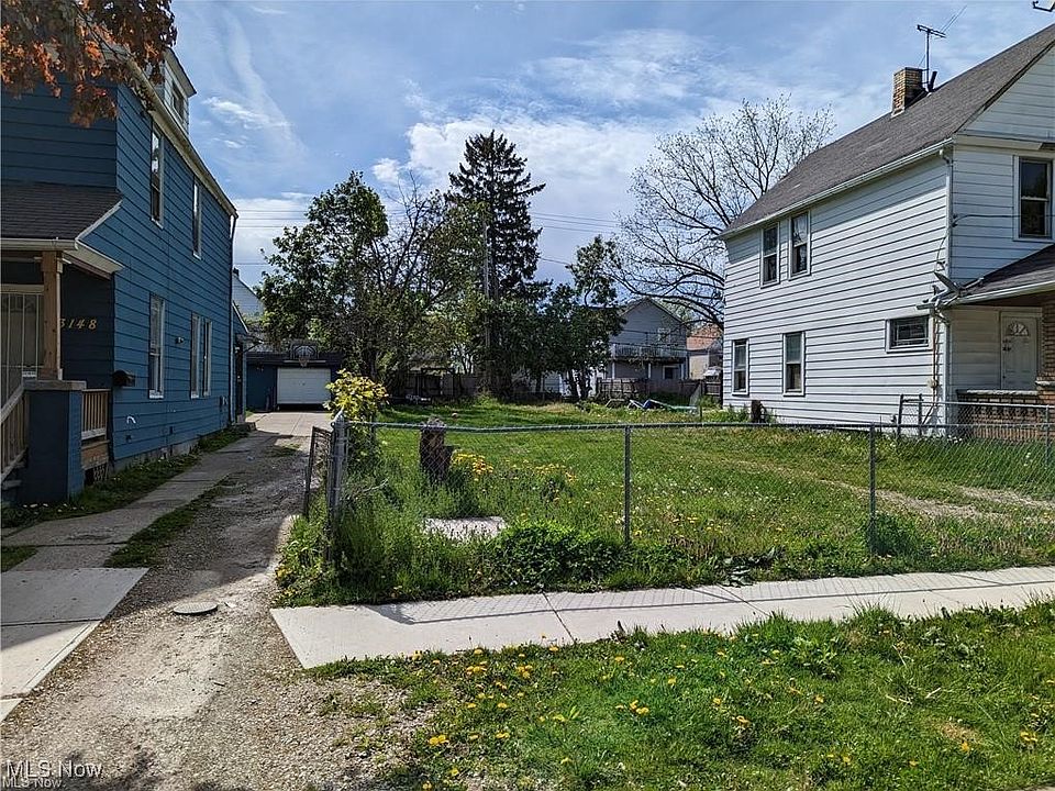 2nd image of 3146 W 88th St
