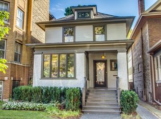1421 W Hutchinson St, Chicago, IL 60613